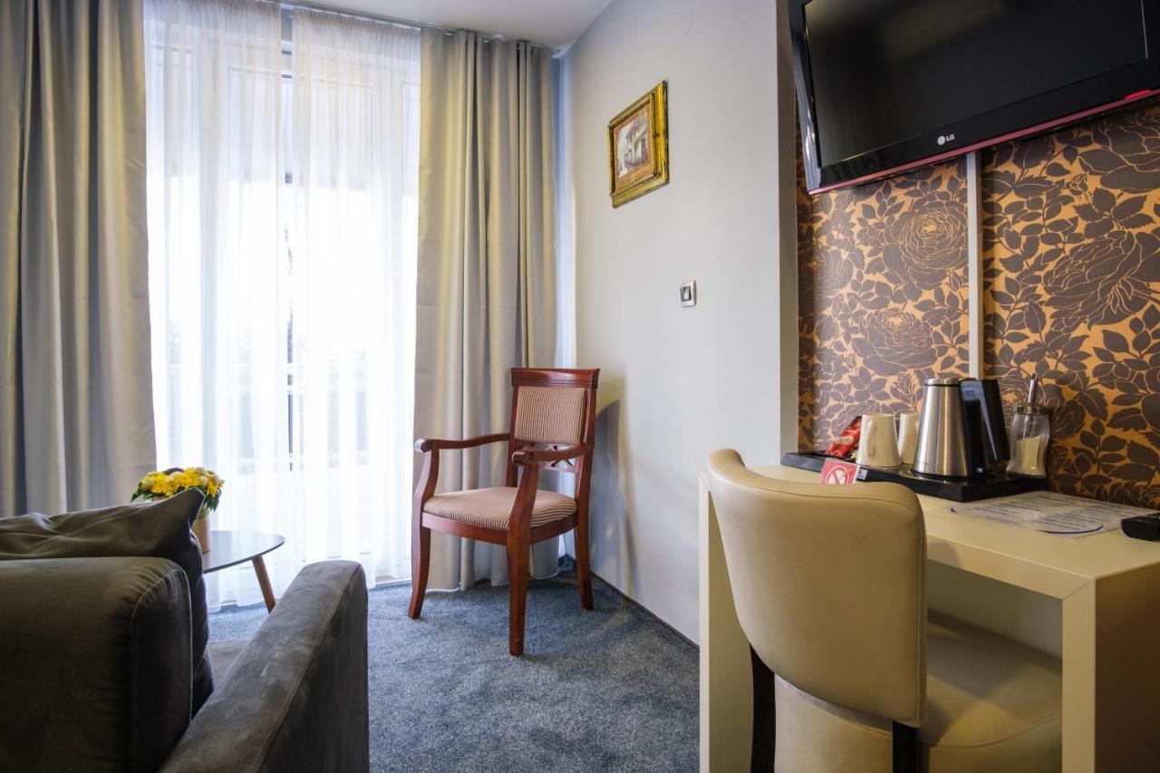 Hotel Villa Harmony - Free Parking Szarajevó Kültér fotó