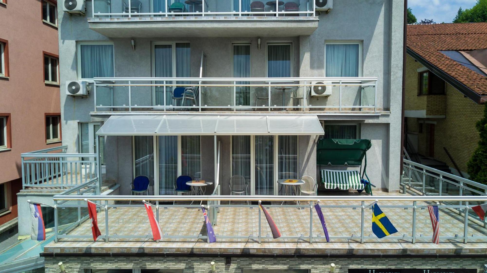 Hotel Villa Harmony - Free Parking Szarajevó Kültér fotó