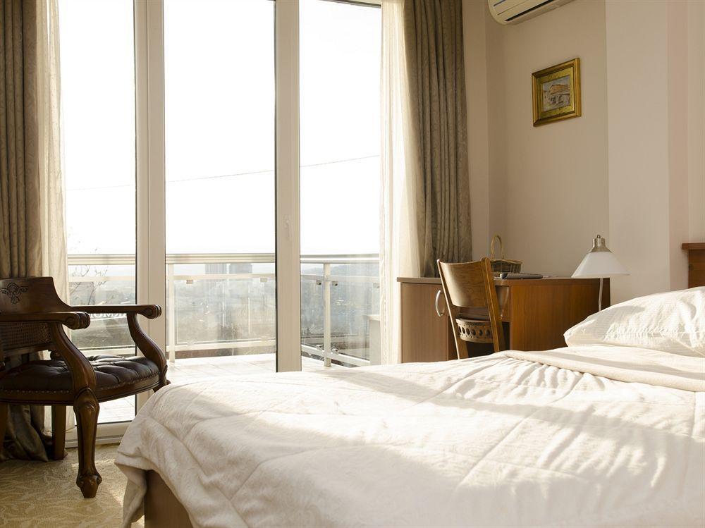 Hotel Villa Harmony - Free Parking Szarajevó Kültér fotó