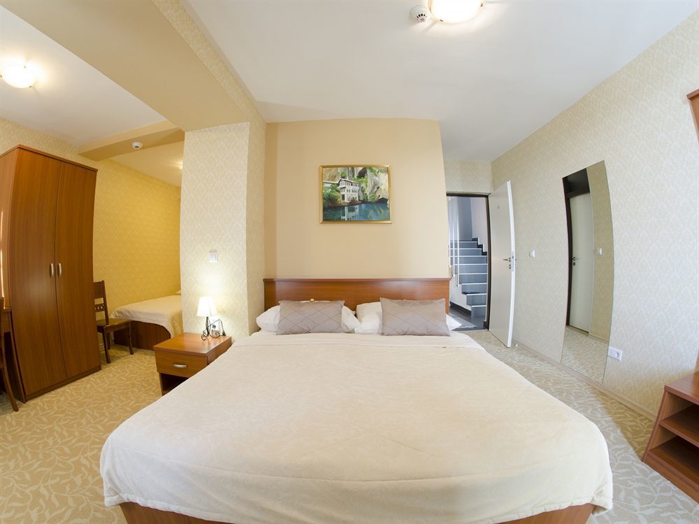 Hotel Villa Harmony - Free Parking Szarajevó Kültér fotó
