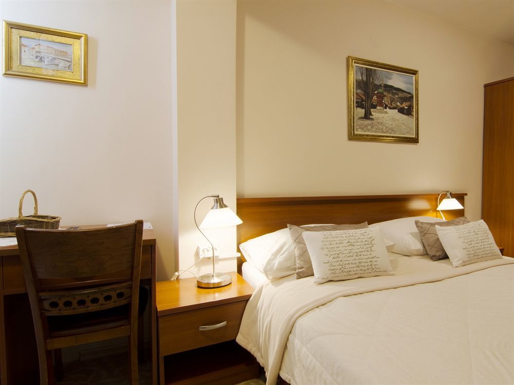 Hotel Villa Harmony - Free Parking Szarajevó Kültér fotó