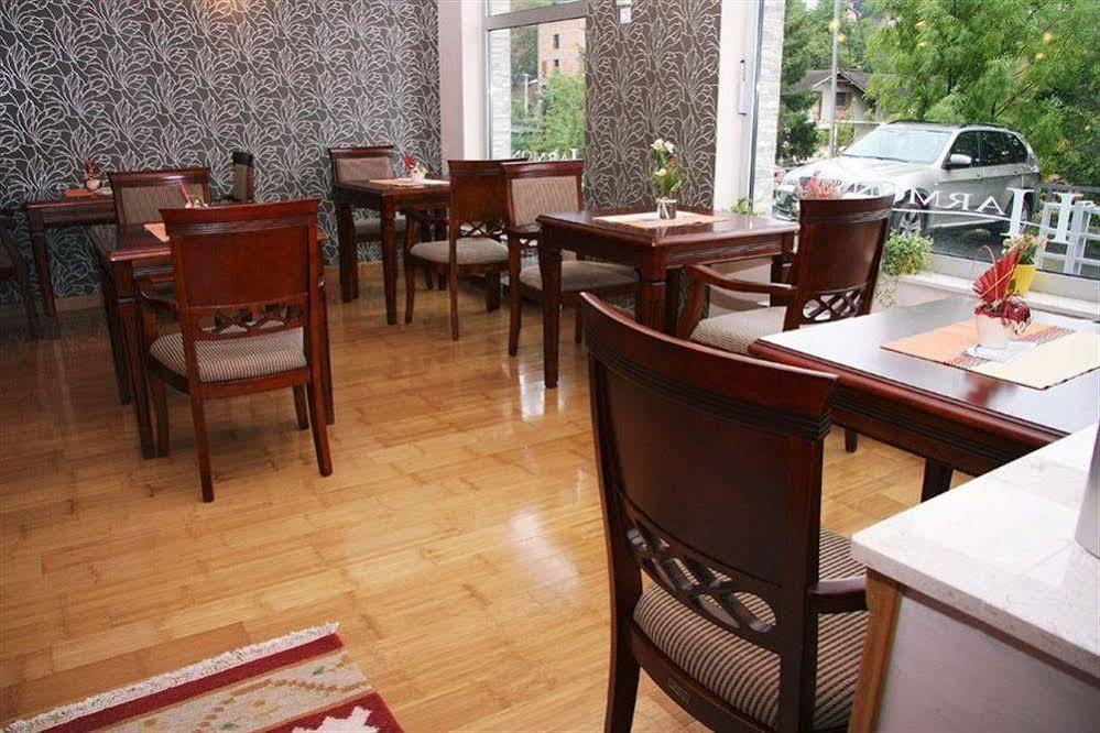 Hotel Villa Harmony - Free Parking Szarajevó Kültér fotó